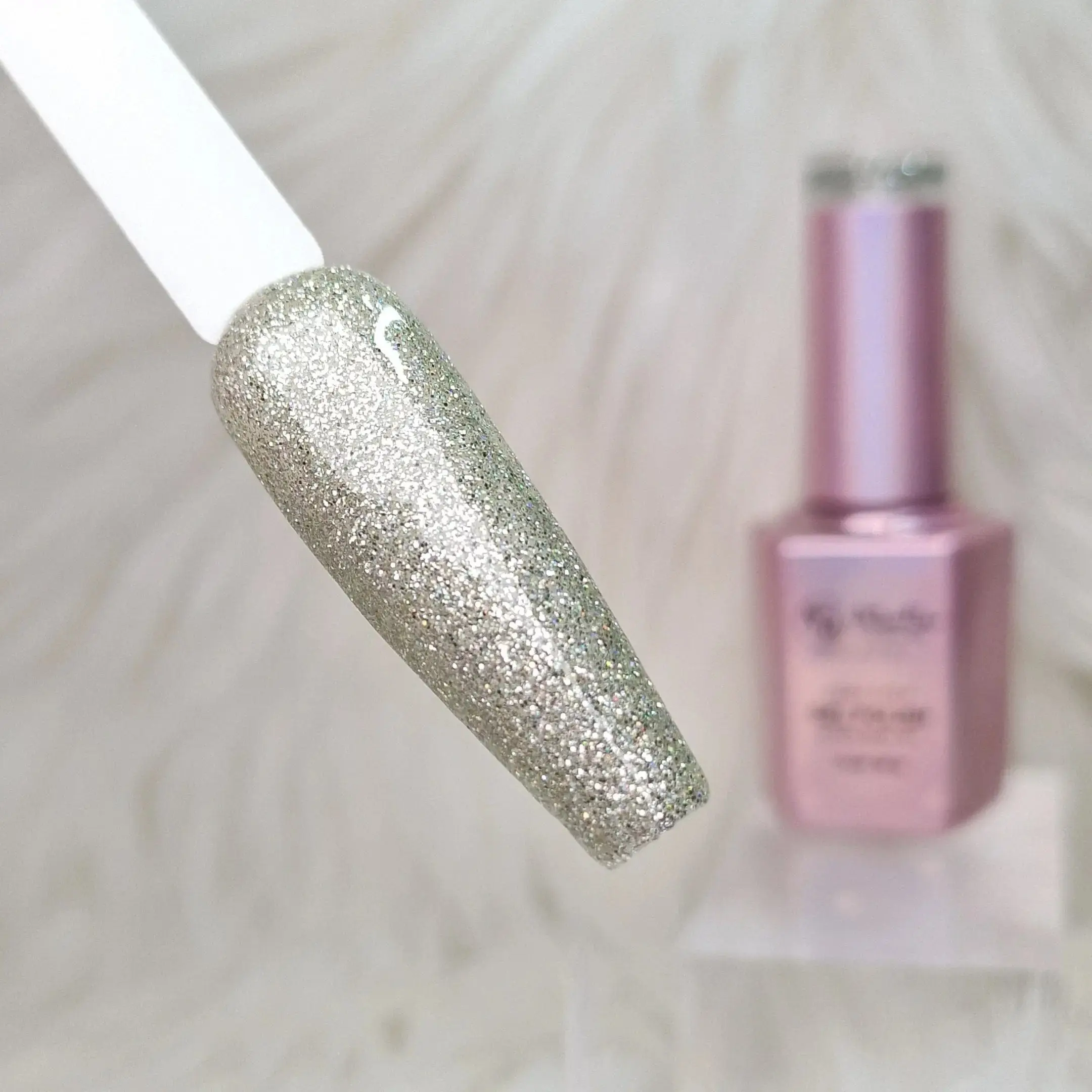220 Glitterball, TPO / Hema-Free Gel Polish 15ml - Image 3